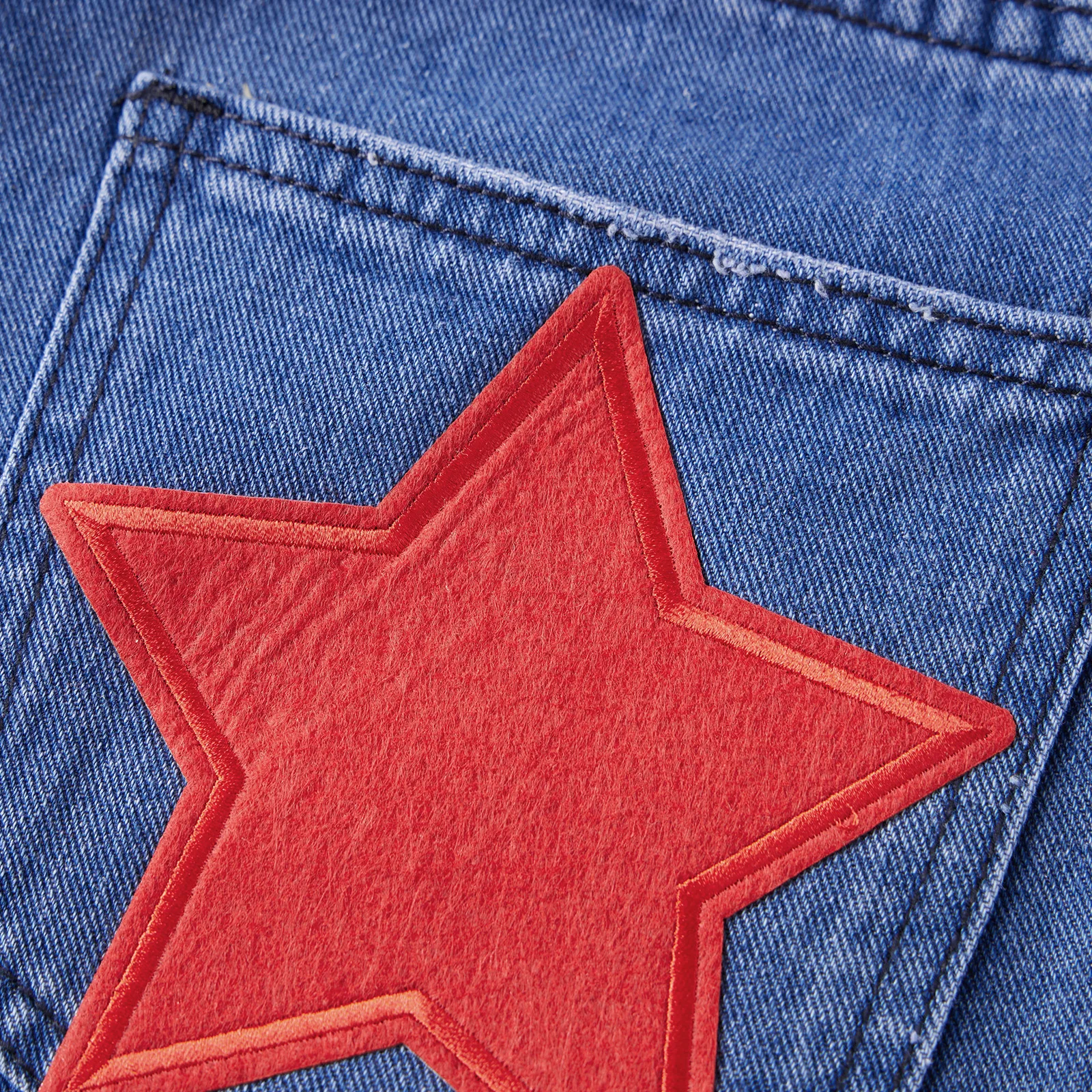 Women Denim Shorts Summer Low Waist Stars Riveted Fit Casual Shorts Streetwear
Women Denim Shorts Summer Low Waist Stars Riveted Fit Casual Shorts Streetwear