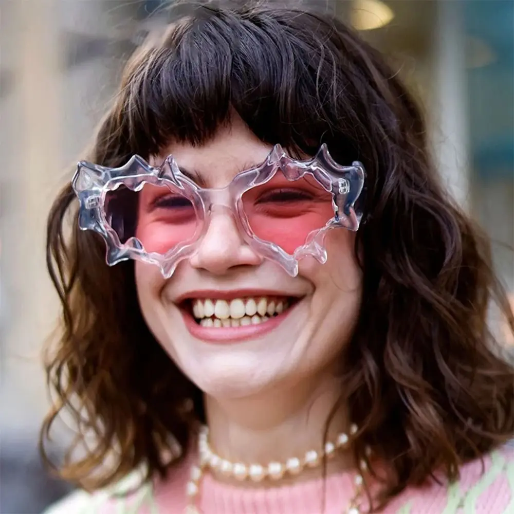 Futuristic UV400 Protection Y2K Punk Sunglasses Colorful Cat Eye Sunglasses Eyewear for Beach/Travel/Streetwear
Futuristic UV400 Protection Y2K Punk Sunglasses Colorful Cat Eye Sunglasses Eyewear for Beach/Travel/Streetwear