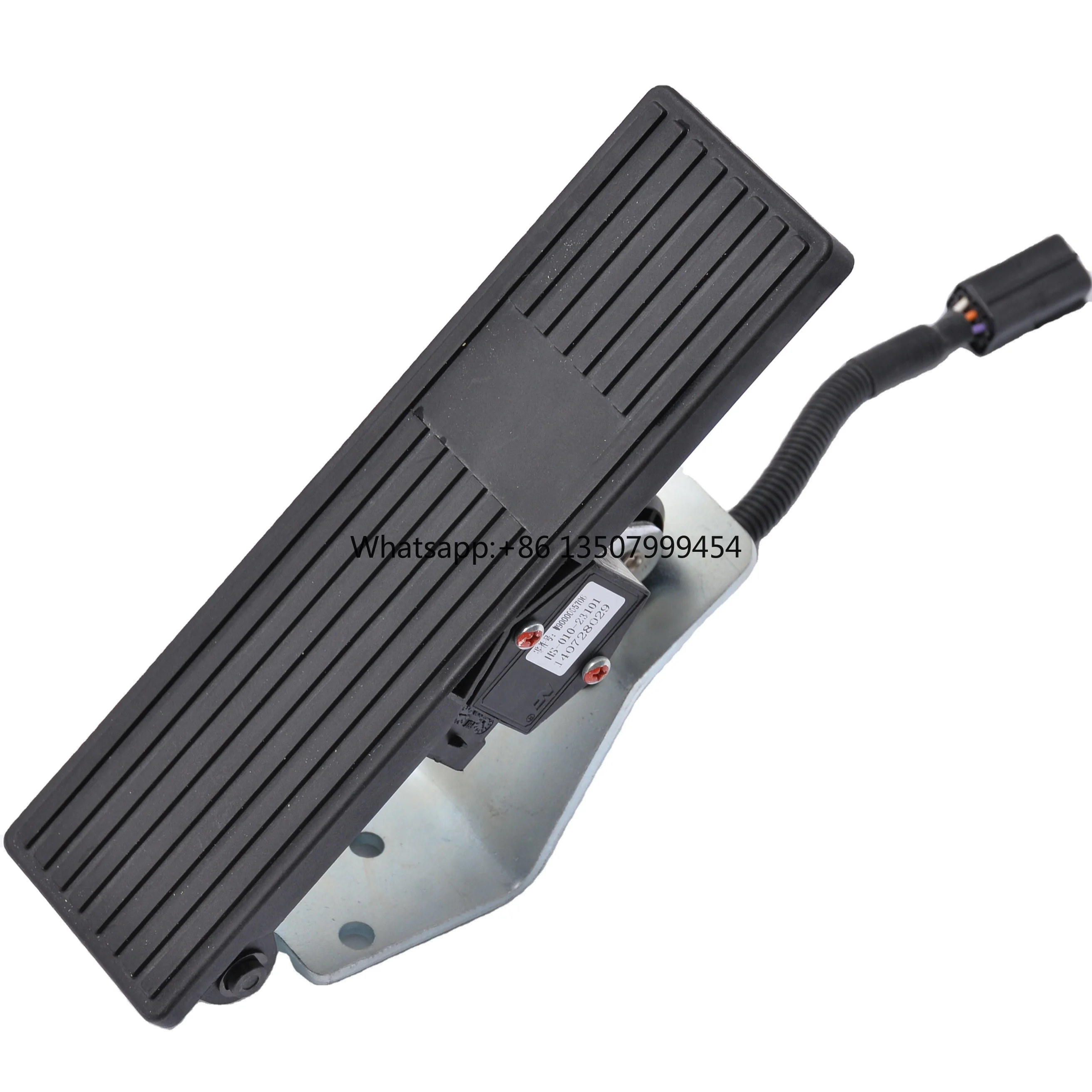 SHENHAI Electric Accelerator Pedal Foot Throttle Accelerator Pedal with 155mm Effective Radius for EV Truck Car
SHENHAI Electric Accelerator Pedal Foot Throttle Accelerator Pedal with 155mm Effective Radius for EV Truck Car