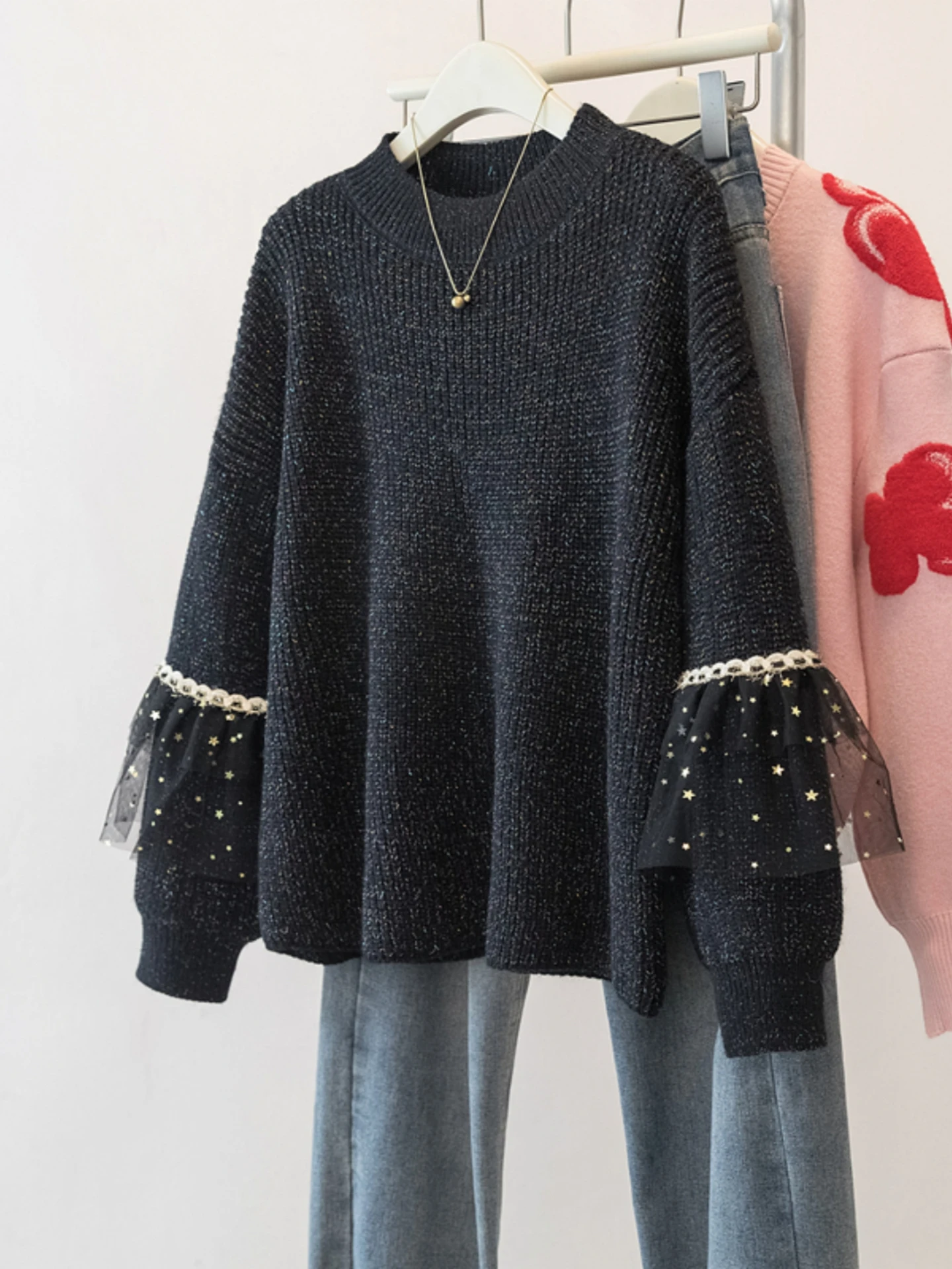 Lace Splice Knitted Sweater Women's Base Layer Spring Autumn plus Size Slimming Shiny Thread Top Heavyweight Inner Wear
Lace Splice Knitted Sweater Women's Base Layer Spring Autumn plus Size Slimming Shiny Thread Top Heavyweight Inner Wear