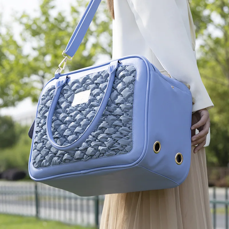 PU Leather Pet Carrier Bag Breathable Handbag For Puppy Cat Fashion Dog One-shoulder Bag New Luxury Portable Pet Travel Handbag
PU Leather Pet Carrier Bag Breathable Handbag For Puppy Cat Fashion Dog One-shoulder Bag New Luxury Portable Pet Travel Handbag