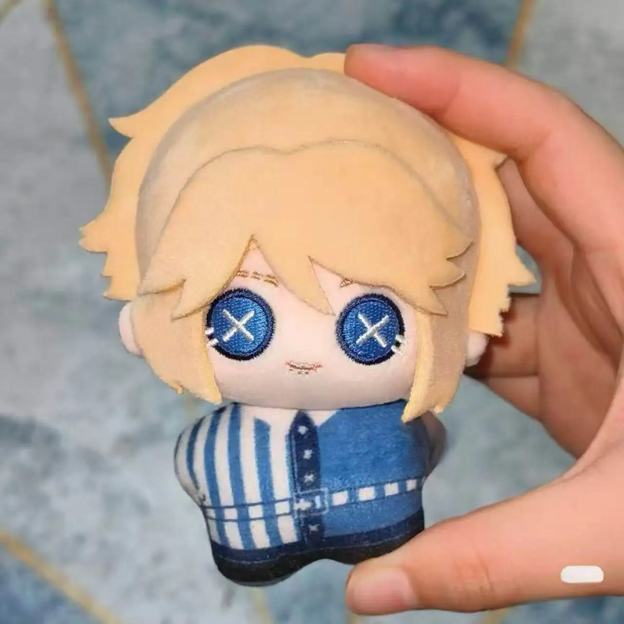 Anime Identity V Cosplay Victor Grantz Postman Embroidery Cosplay Cotton Plush Pendant Christmas Gifts
Anime Identity V Cosplay Victor Grantz Postman Embroidery Cosplay Cotton Plush Pendant Christmas Gifts