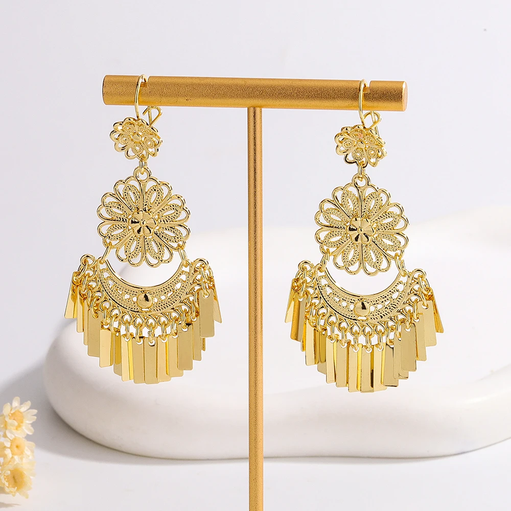 Ruixi Fashion Personality Earrings Bohemian Style Tassel Copper Plated Gold Painting Color Suitable for Women's Party Gifts
Ruixi Fashion Personality Earrings Bohemian Style Tassel Copper Plated Gold Painting Color Suitable for Women's Party Gifts