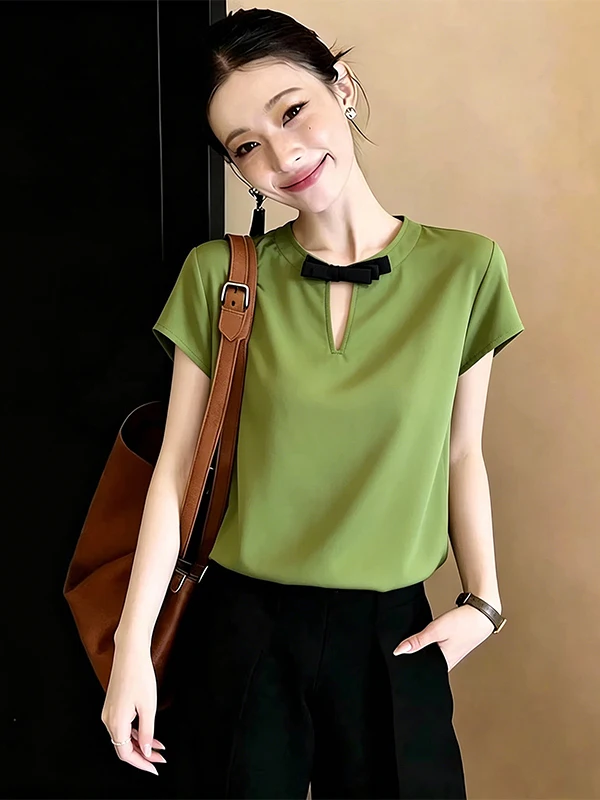 plus Size Summer New Fashion Hollow out Shirt Women's Elegant National Style Unique Meat Covering Slimming Top
plus Size Summer New Fashion Hollow out Shirt Women's Elegant National Style Unique Meat Covering Slimming Top