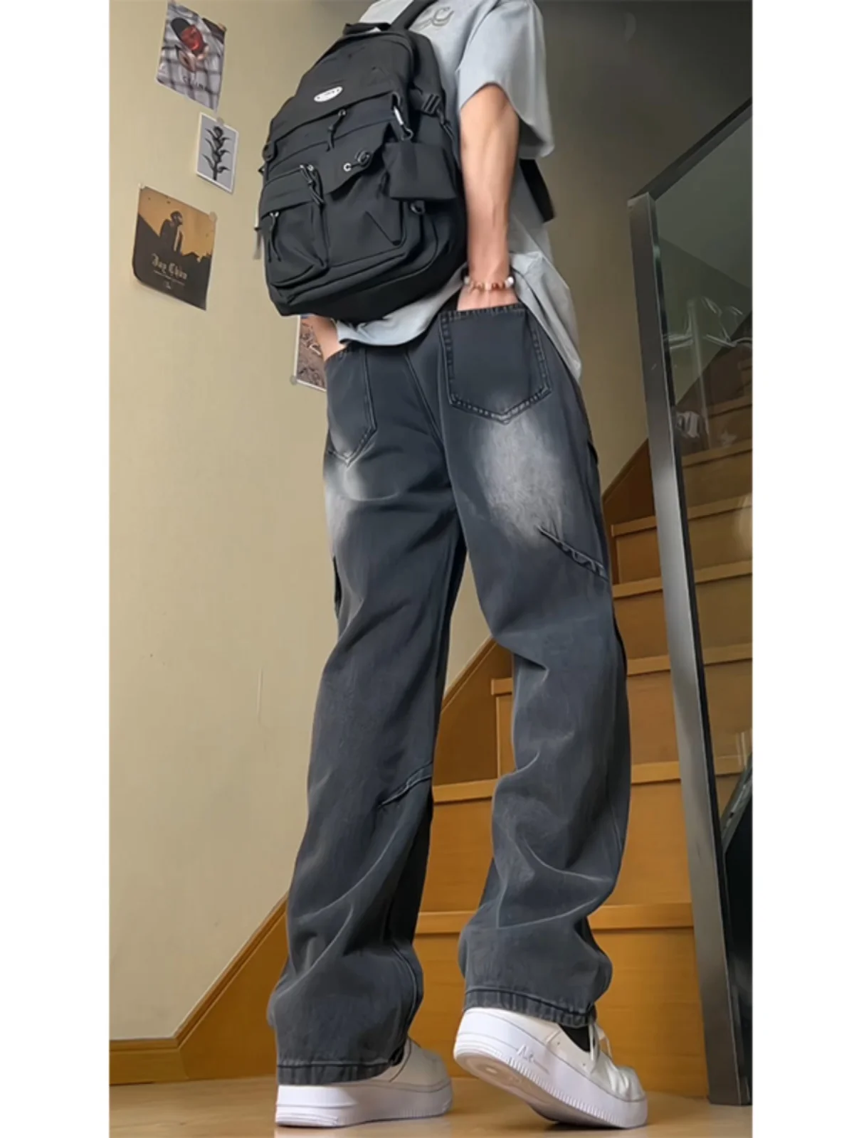 Washed Vintage Men's Jeans Casual Loose Straight Leg Denim Pants High Street Style Autumn Wear Comfortable Low Waist Long Tro...
Washed Vintage Men's Jeans Casual Loose Straight Leg Denim Pants High Street Style Autumn Wear Comfortable Low Waist Long Tro...