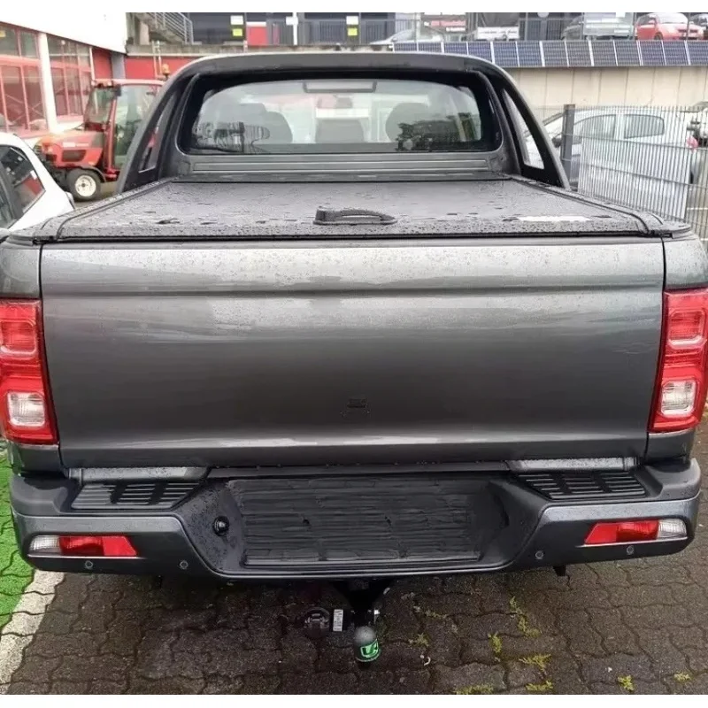 High Quality Thickened Aluminum Alloy Retractable Roller Shutter Tonneau Cover For JAC T8 Pro 2018-2024 Pickup Truck
High Quality Thickened Aluminum Alloy Retractable Roller Shutter Tonneau Cover For JAC T8 Pro 2018-2024 Pickup Truck