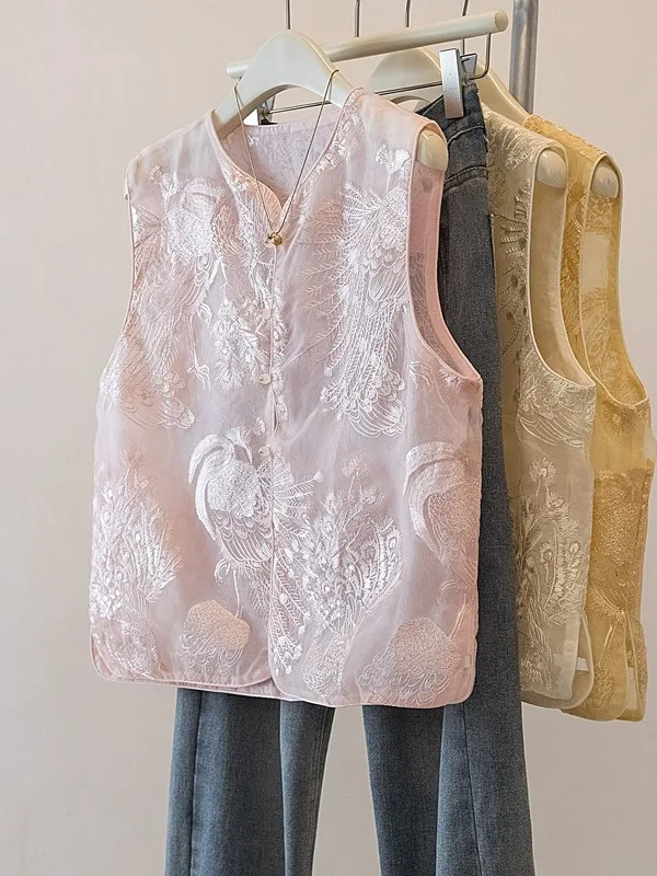 Elegant Chinese Style Women's Embroidered Ogees Vest Summer Thin Fashionable Heavy Embroidery European Style Top round Neck S...
Elegant Chinese Style Women's Embroidered Ogees Vest Summer Thin Fashionable Heavy Embroidery European Style Top round Neck S...