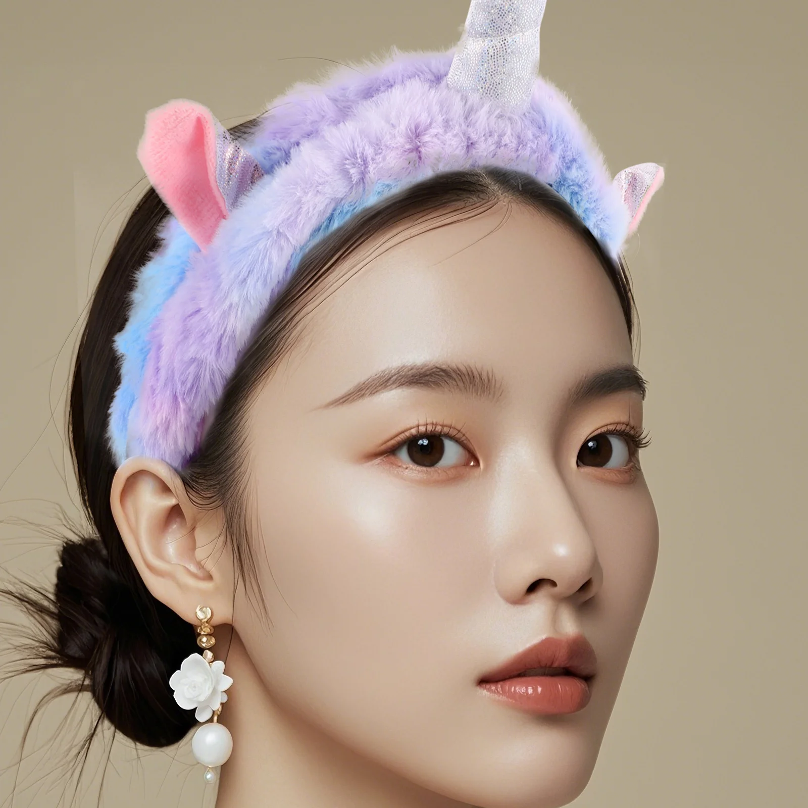 Cool Unicorn Headband Ultra Soft Cute Hair Band for Face Washing Spa Party Costume Skincare Accessory Women Hair Styling
Cool Unicorn Headband Ultra Soft Cute Hair Band for Face Washing Spa Party Costume Skincare Accessory Women Hair Styling