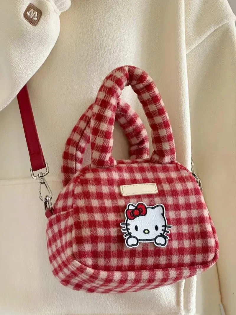 Sanrio hello kitty messenger bag girl plaid Christmas handbag cartoon cute shoulder bag Y2K fashion Cross body bag
Sanrio hello kitty messenger bag girl plaid Christmas handbag cartoon cute shoulder bag Y2K fashion Cross body bag