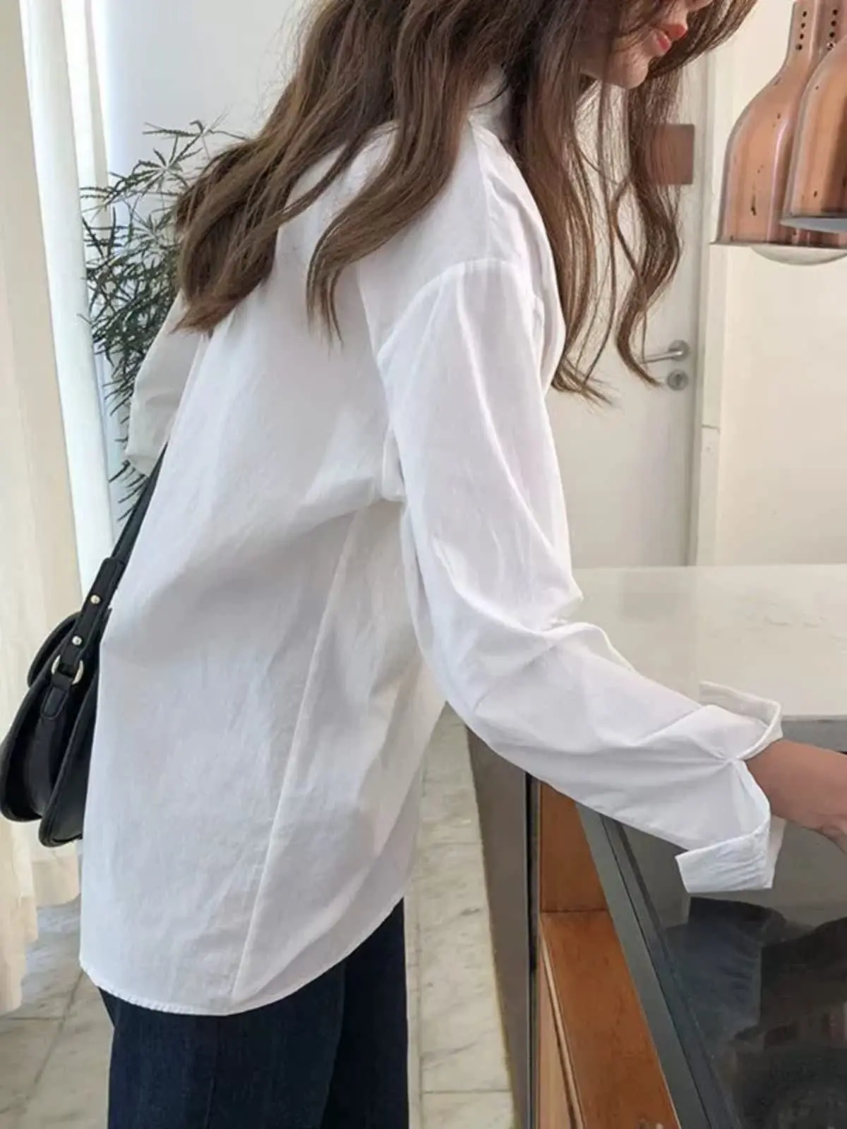 Универсальная рубашка-накидка с воротником в корейском стиле для ранней весны, легкая, солнцезащитная, для похудения, в непринужденном стиле
Универсальная рубашка-накидка с воротником в корейском стиле для ранней весны, легкая, солнцезащитная, для похудения, в непринужденном стиле