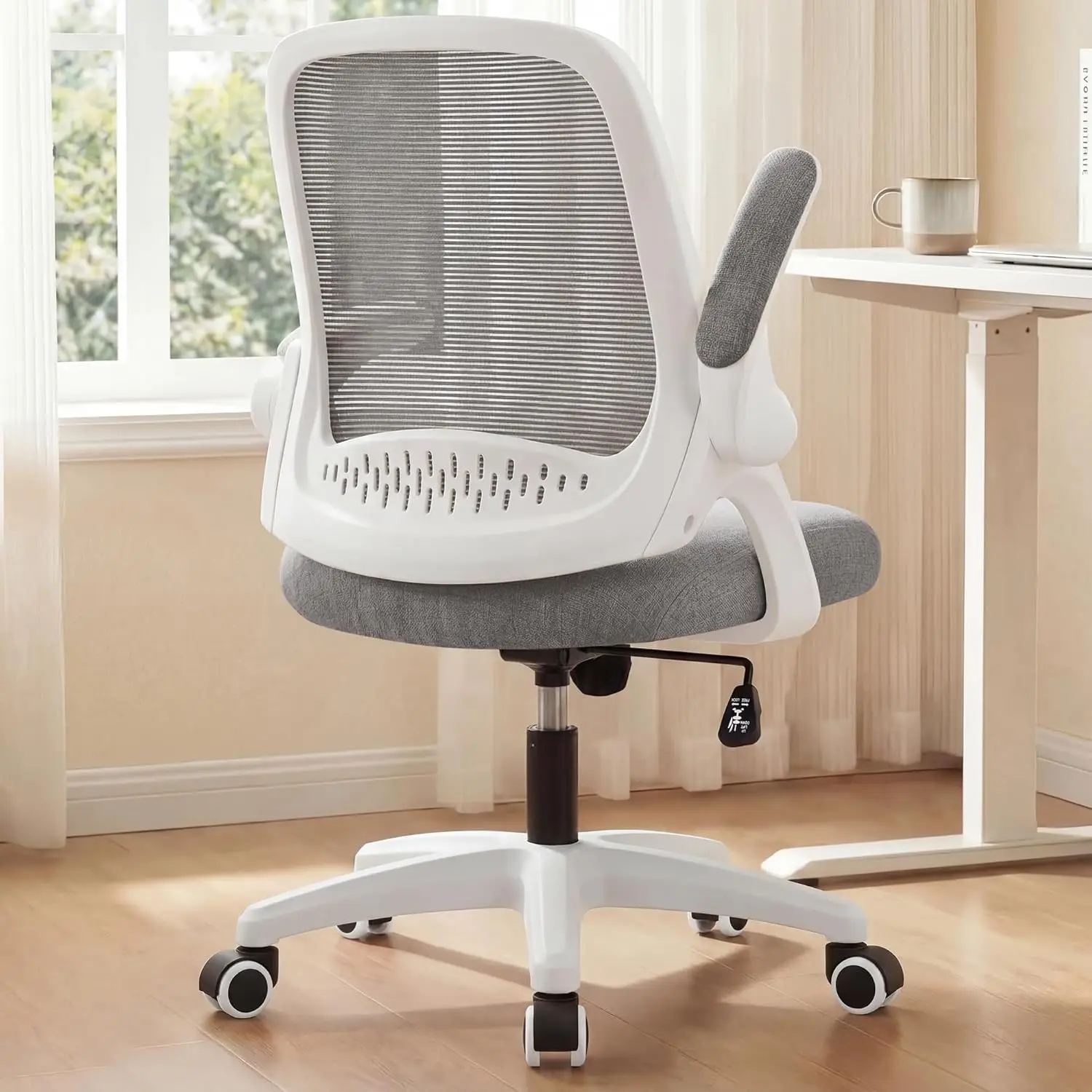 Ergonomic Mesh Office Chair with Lumbar Support, Adjustable Height and Flip-up Arms for Home Desk
Ergonomic Mesh Office Chair with Lumbar Support, Adjustable Height and Flip-up Arms for Home Desk