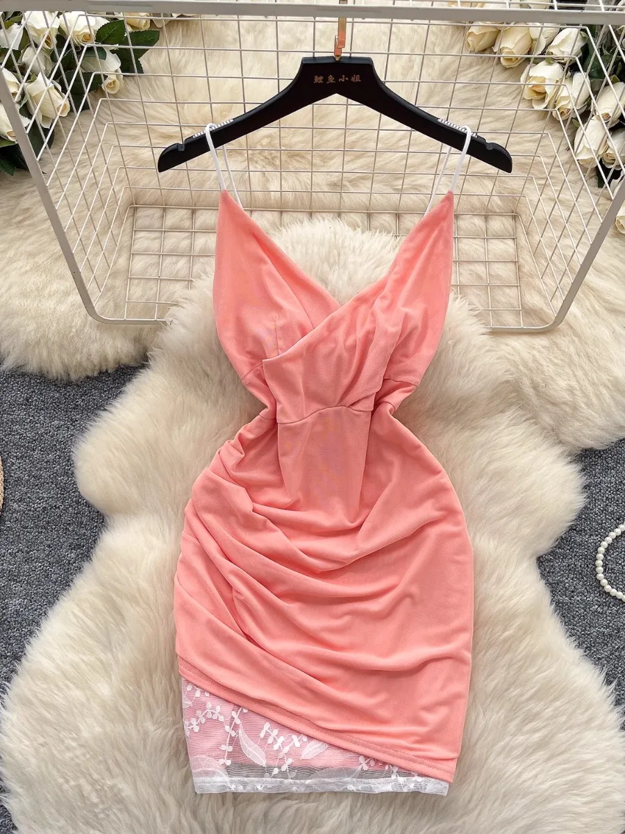 Foamlina Feminine Sexy Cross V-Neck Suspender Dress Women's Waist Lace Splicing Slim Skinny Hip Wrap Mini Dress
Foamlina Feminine Sexy Cross V-Neck Suspender Dress Women's Waist Lace Splicing Slim Skinny Hip Wrap Mini Dress