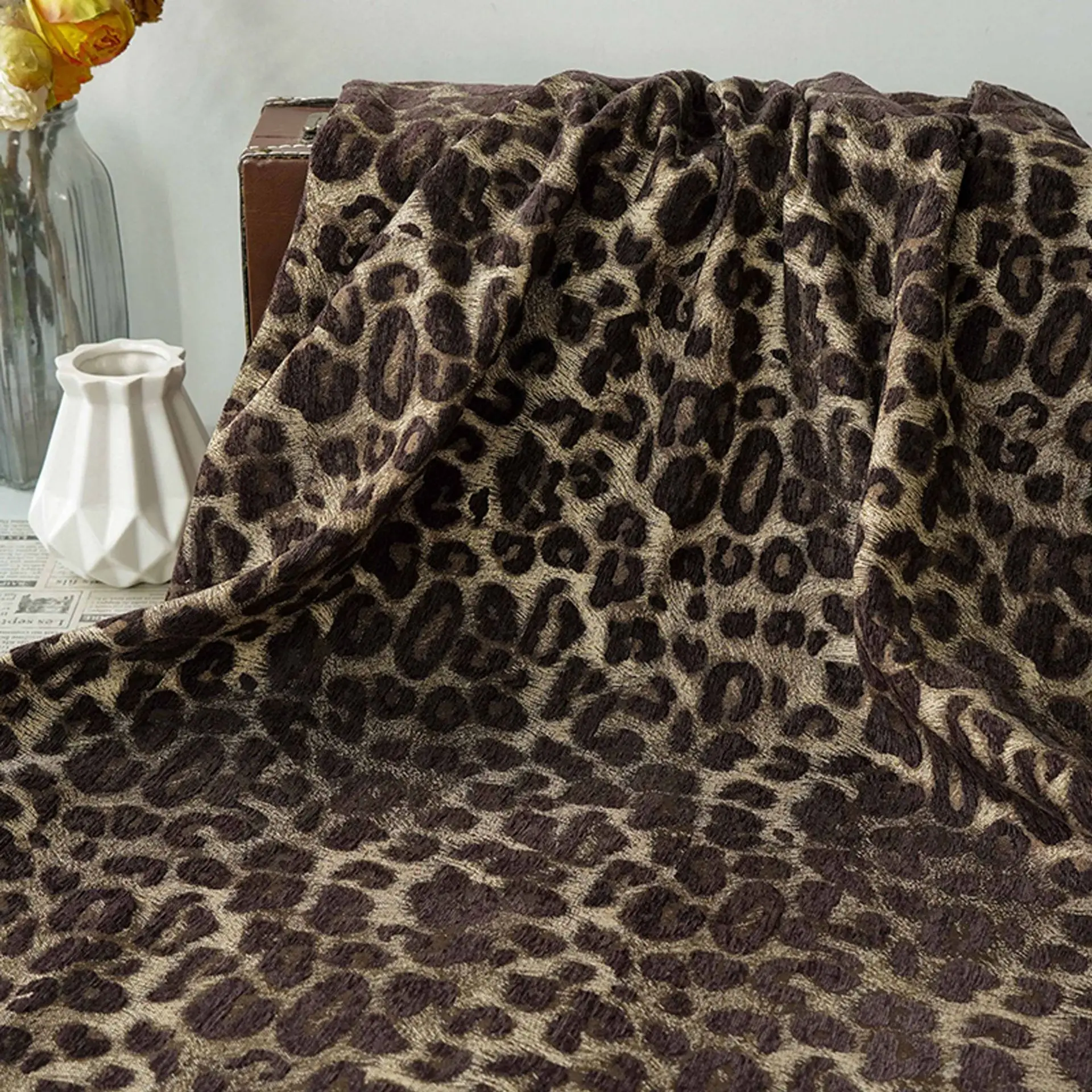 3D Embossed Leopard Chenille Jacquard Fabric Skirt Vest Jacket Yarn Dyed Sofa Handmade Sewing Cloth
3D Embossed Leopard Chenille Jacquard Fabric Skirt Vest Jacket Yarn Dyed Sofa Handmade Sewing Cloth