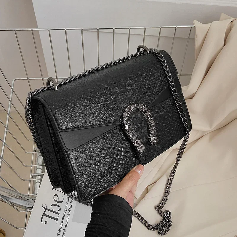 2025 New Women's Light Luxury Small Square Bag - Niche Premium, Chain Shoulder/Messenger
2025 New Women's Light Luxury Small Square Bag - Niche Premium, Chain Shoulder/Messenger