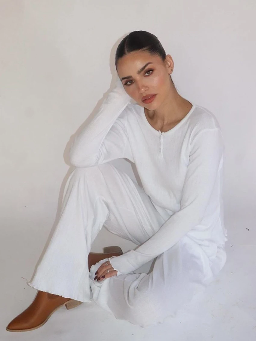 Marthaiqiq Loose Women'S Nightgowns Suit Long Sleeve Nightwear O-Neck Sleepwear Wide Leg Pants Casual Ladies Pajamas 2 Piece Set
Marthaiqiq Loose Women'S Nightgowns Suit Long Sleeve Nightwear O-Neck Sleepwear Wide Leg Pants Casual Ladies Pajamas 2 Piece Set