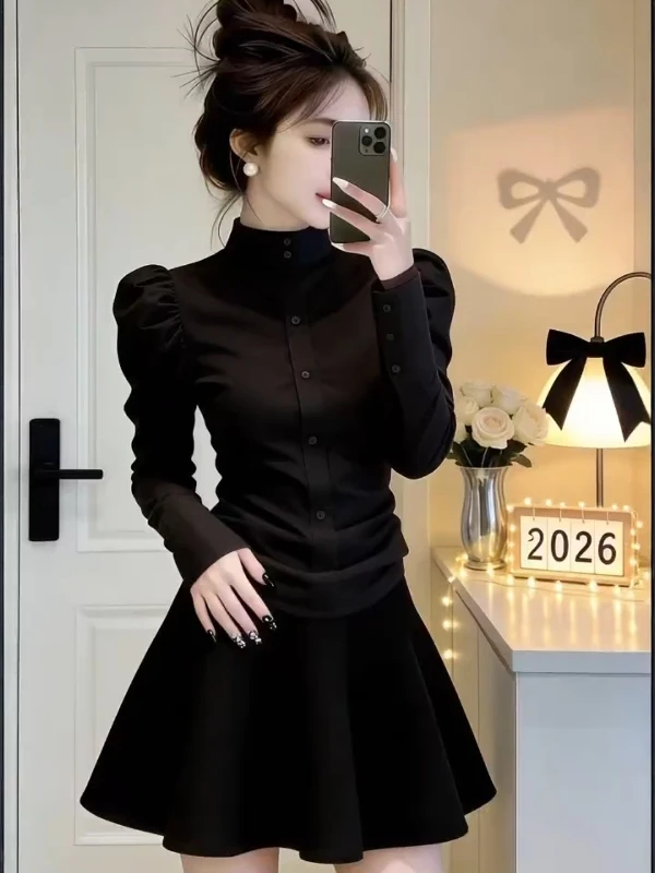 Elegant Unique Design Black Shirt Women's Casual Fashion Top Spring 2026 Cleanfit Long Sleeve Short Length Button Detail
Elegant Unique Design Black Shirt Women's Casual Fashion Top Spring 2026 Cleanfit Long Sleeve Short Length Button Detail