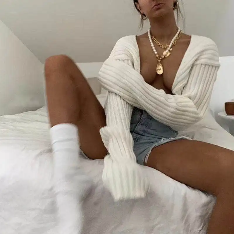 Laid-back Style Batwing Sleeve Long Sleeve Knitted Sweater Coat Shoulder Wrap Cotton Cardigan Warmth Autumn Winter Fashion
Laid-back Style Batwing Sleeve Long Sleeve Knitted Sweater Coat Shoulder Wrap Cotton Cardigan Warmth Autumn Winter Fashion
