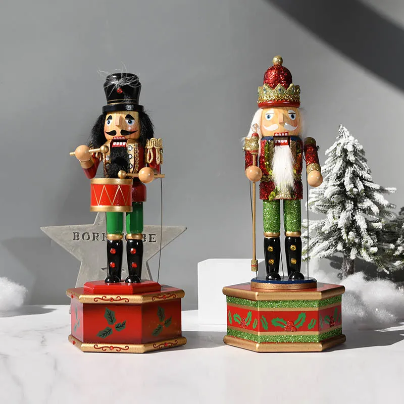 1 шт. 31 см Музыкальная шкатулка с мелким рисунком, грецкий орех, солдаты, рождественские поделки, подарок на день рождения, игрушка Ht057
1 шт. 31 см Музыкальная шкатулка с мелким рисунком, грецкий орех, солдаты, рождественские поделки, подарок на день рождения, игрушка Ht057