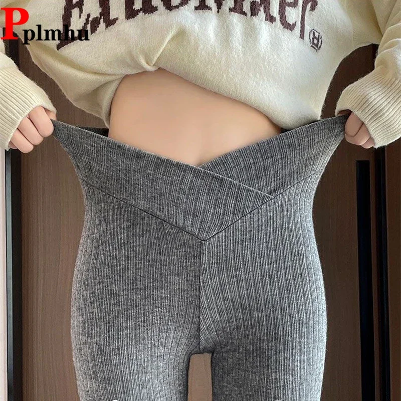 Elastic High Waist Knitted Slim Flare Pants Korea Fashion New Women Trousers Elegant Sexy Spodnie Casual Warm Strecth Pantalones
Elastic High Waist Knitted Slim Flare Pants Korea Fashion New Women Trousers Elegant Sexy Spodnie Casual Warm Strecth Pantalones