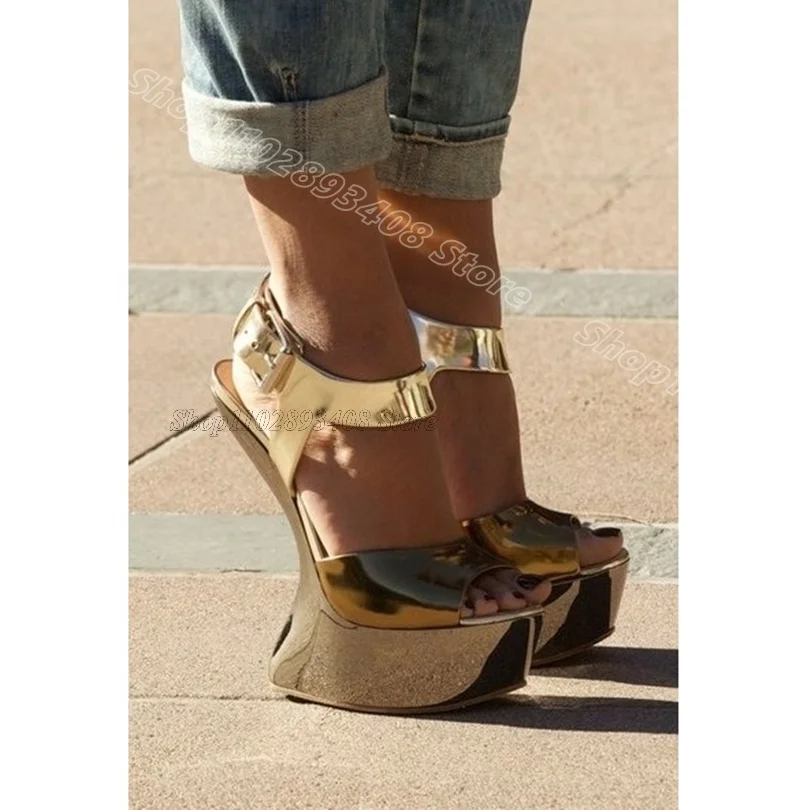 Gold Platform Strange Heels Sandals Ankle Buckle Open Toe New Fashion Casual for Women Summer Sandals 2025 Zapatos Para Mujere
Gold Platform Strange Heels Sandals Ankle Buckle Open Toe New Fashion Casual for Women Summer Sandals 2025 Zapatos Para Mujere
