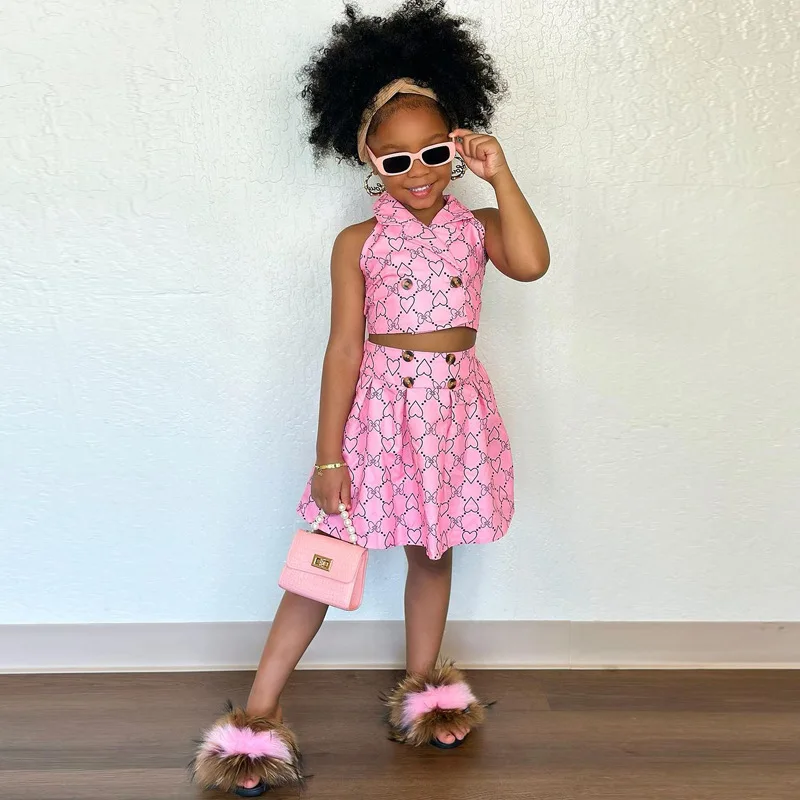 New 2024 Summer Girls Clothes Sets Sleeveless Lapel Heart Print Vest Crop Tops + Skirt Children's Casual Clothing For 2-7 Years
New 2024 Summer Girls Clothes Sets Sleeveless Lapel Heart Print Vest Crop Tops + Skirt Children's Casual Clothing For 2-7 Years