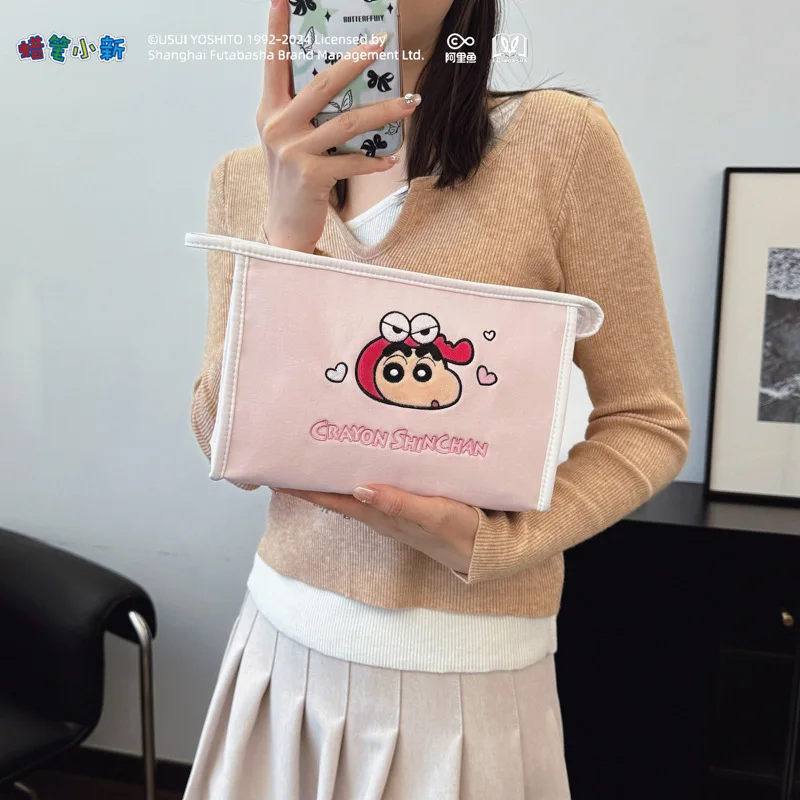 Косметичка Crayon Shin-chan, косметичка, прозрачный чехол для ручек, водонепроницаемый дорожный чехол для туалетных принадлежностей с вышивкой, портативная косметичка
Косметичка Crayon Shin-chan, косметичка, прозрачный чехол для ручек, водонепроницаемый дорожный чехол для туалетных принадлежностей с вышивкой, портативная косметичка