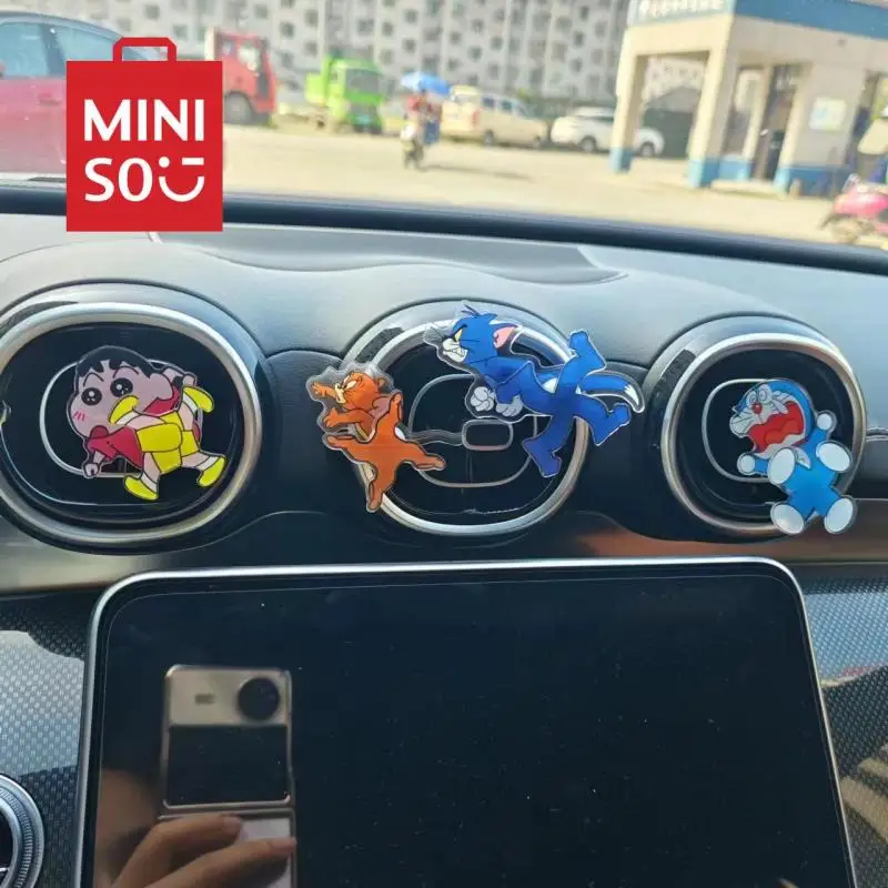 Anime Kawaii Crayon Shin-chan Doraemon Car Air Conditioning Ornaments Cute Cartoon Cat and Mouse Car Air Outlet Decoration Toys
Anime Kawaii Crayon Shin-chan Doraemon Car Air Conditioning Ornaments Cute Cartoon Cat and Mouse Car Air Outlet Decoration Toys