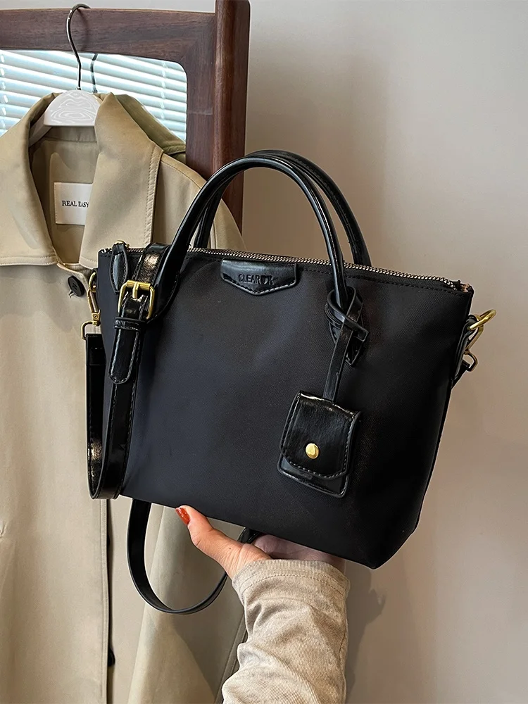 Casual Large Capacity Canvas Bag Women's Summer Lightweight Shoulder Bag Tote Handbag Crossbody Handheld Bag Leisure Bag
Casual Large Capacity Canvas Bag Women's Summer Lightweight Shoulder Bag Tote Handbag Crossbody Handheld Bag Leisure Bag