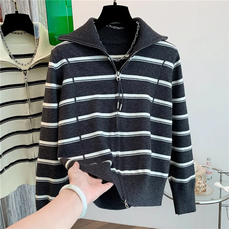 Women's Loose Fit Striped Knitwear Double Zipper Collared Sweater Open Cardigan Polyester Fiber Autumn New Sle Faionable
Women's Loose Fit Striped Knitwear Double Zipper Collared Sweater Open Cardigan Polyester Fiber Autumn New Sle Faionable