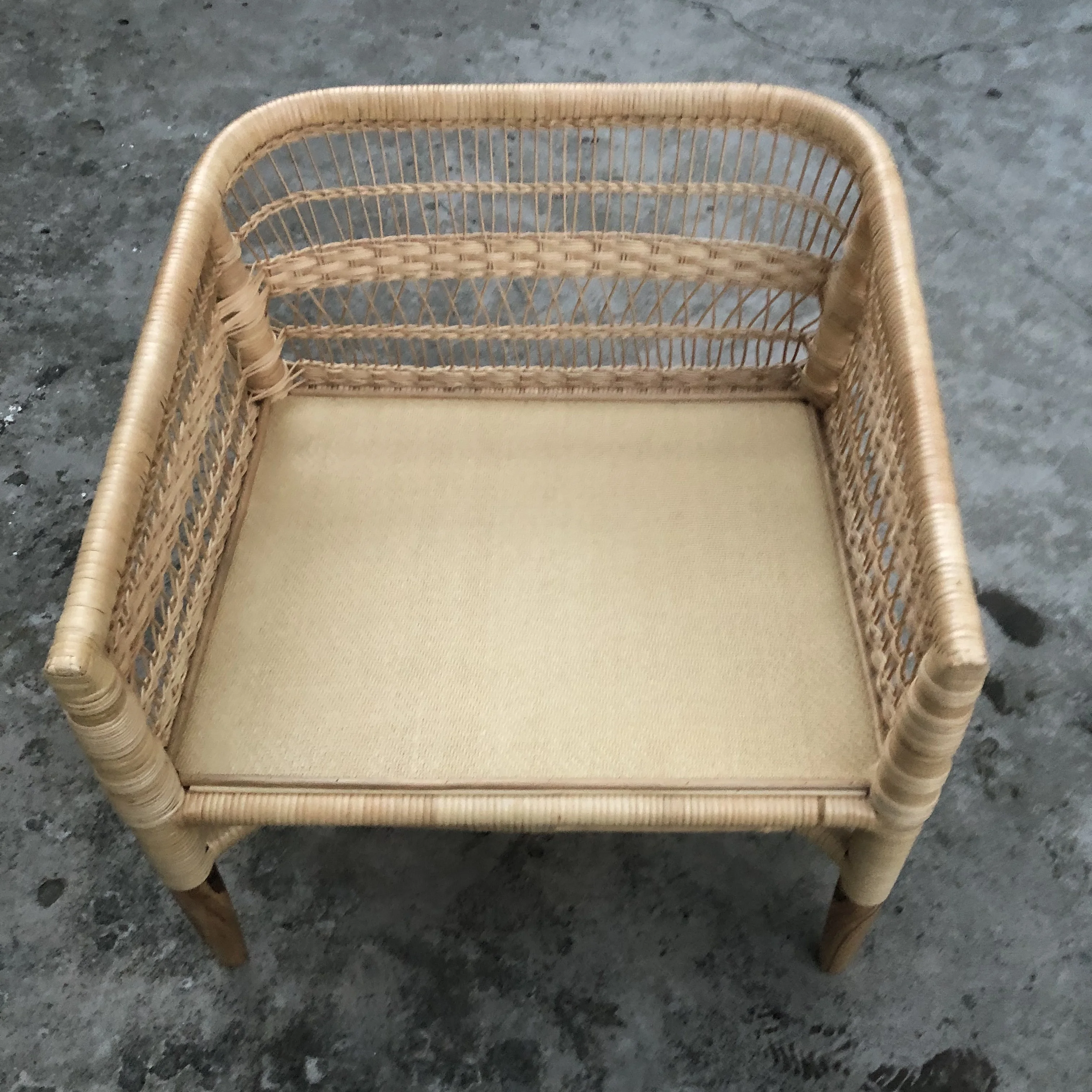◌◕Homestay PE Rattan Single Sofa Chair Outdoor Garden Balcony Leisure Dining Chair Durable Stylish For Home Or Office Use
◌◕Homestay PE Rattan Single Sofa Chair Outdoor Garden Balcony Leisure Dining Chair Durable Stylish For Home Or Office Use