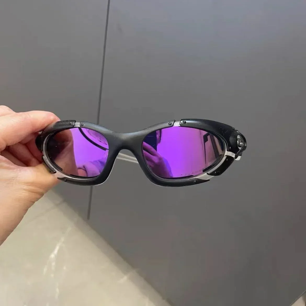 OO8001 Polarized Sunglasses Men's and Women's Trend Outdoor Sports Driving Driving Cycling Driver Sunglasses Sunglasses Men
OO8001 Polarized Sunglasses Men's and Women's Trend Outdoor Sports Driving Driving Cycling Driver Sunglasses Sunglasses Men