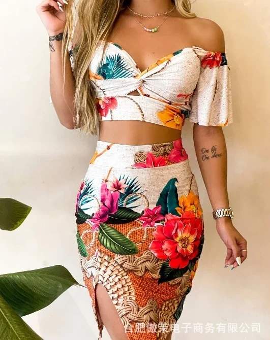 Two Piece Set Women Outfit Summer Floral Print Twisted Off Shoulder Short Sleeved Top & Casual Skinny Side Slit Skirt Set
Two Piece Set Women Outfit Summer Floral Print Twisted Off Shoulder Short Sleeved Top & Casual Skinny Side Slit Skirt Set