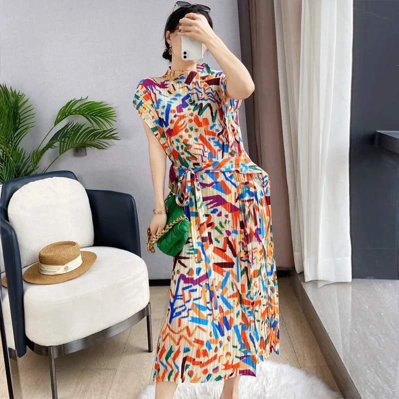 Miyake Pleated Printing Dress Color Block High Waist Short Sleeve Loose Mid-length Dresses 2022 Autumn Female Women Clothing
Miyake Pleated Printing Dress Color Block High Waist Short Sleeve Loose Mid-length Dresses 2022 Autumn Female Women Clothing