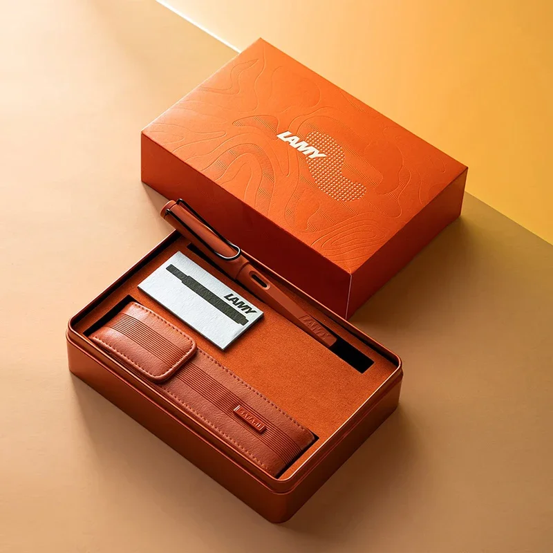 Ограниченная серия, 15-летие, ограниченная серия, охотничья ручка Lingmei, подарочная коробка, роскошный набор ручек с зелеными чернилами для темной ночи, офисный подарок
Ограниченная серия, 15-летие, ограниченная серия, охотничья ручка Lingmei, подарочная коробка, роскошный набор ручек с зелеными чернилами для темной ночи, офисный подарок