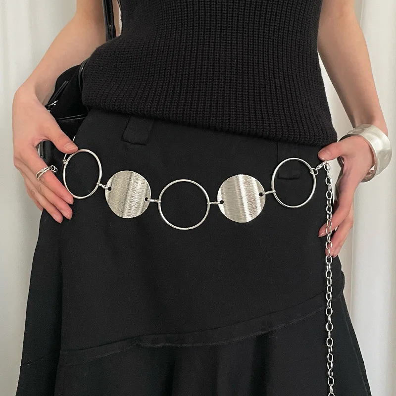 High-end Metal Ring Splicing Waist Chain Women's 2025 New Versatile Skirt Dress Chain Accessories Tide
High-end Metal Ring Splicing Waist Chain Women's 2025 New Versatile Skirt Dress Chain Accessories Tide