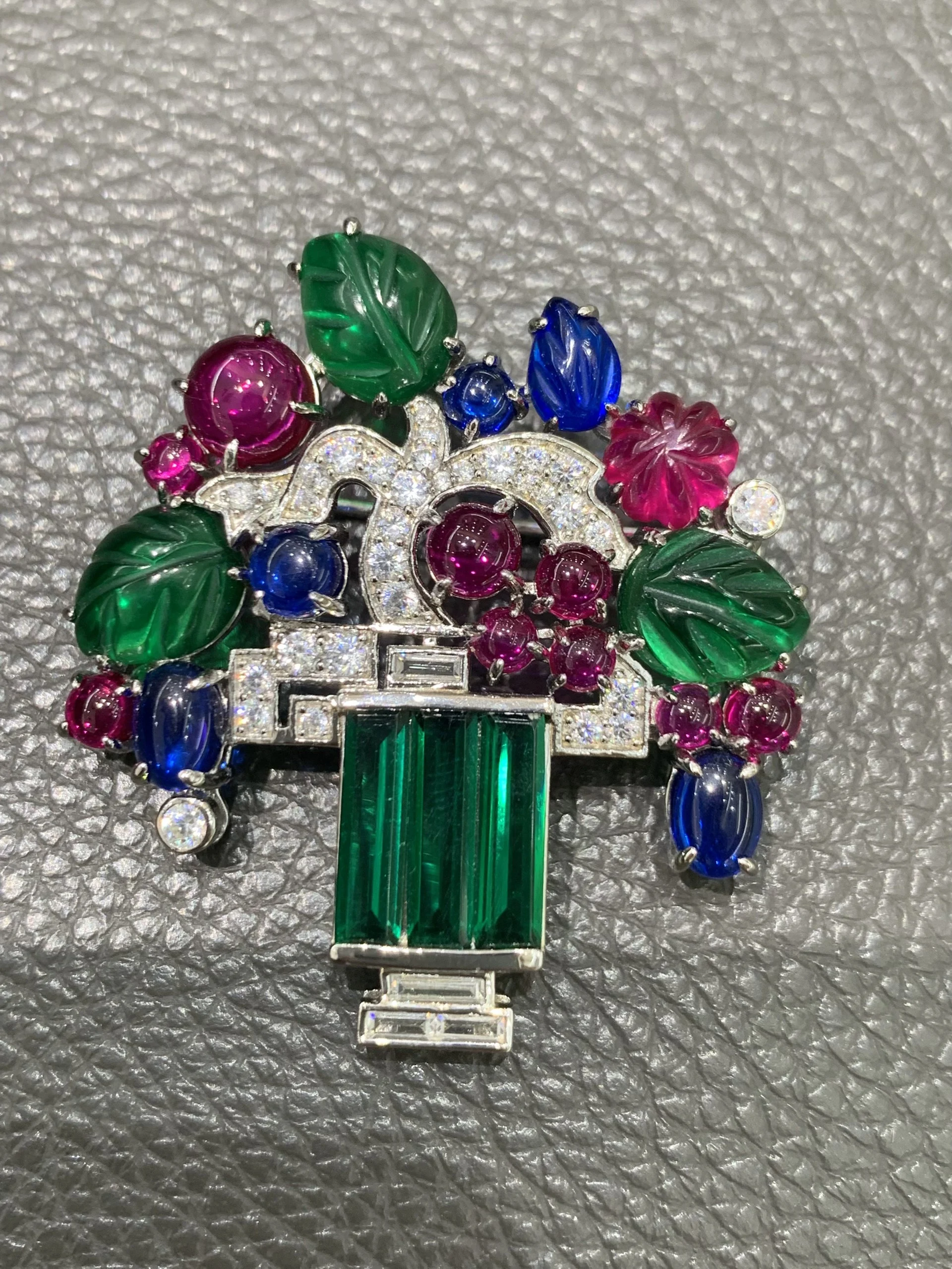 Брошь и кулон с фруктами, двойное применение, серебро 925 пробы с кубическим цирконом и синтетическим камнем, брошь-ваза MIYI
Брошь и кулон с фруктами, двойное применение, серебро 925 пробы с кубическим цирконом и синтетическим камнем, брошь-ваза MIYI