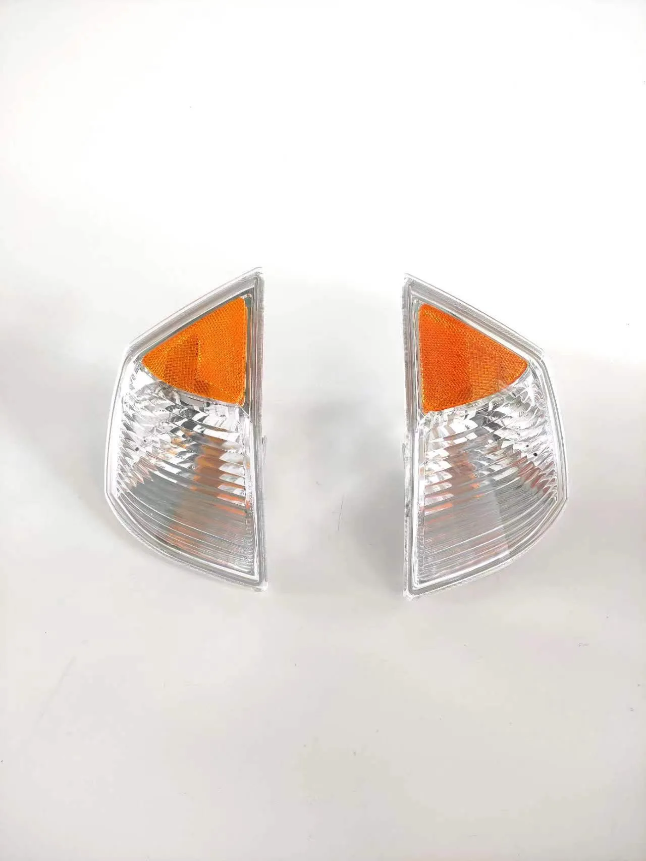 1pc Left/Right 68000682AB 68000683AA 2007-2010 Front ABS Car Side Mirror Turn Signal Light Shell for Jeep Compass New
1pc Left/Right 68000682AB 68000683AA 2007-2010 Front ABS Car Side Mirror Turn Signal Light Shell for Jeep Compass New