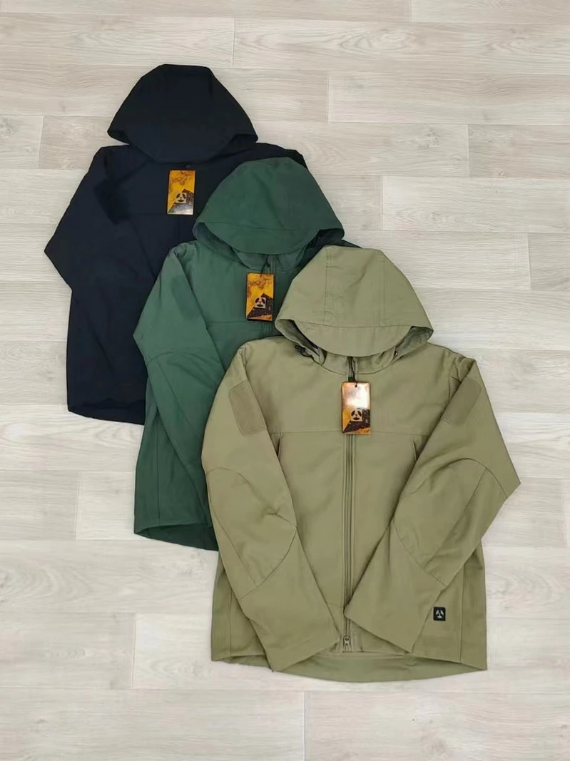 Мужская демисезонная куртка-софтшелл с флисовой подкладкой, ветрозащитная, водонепроницаемая, со скрытым капюшоном и воротником-стойкой, модель 0735
Мужская демисезонная куртка-софтшелл с флисовой подкладкой, ветрозащитная, водонепроницаемая, со скрытым капюшоном и воротником-стойкой, модель 0735