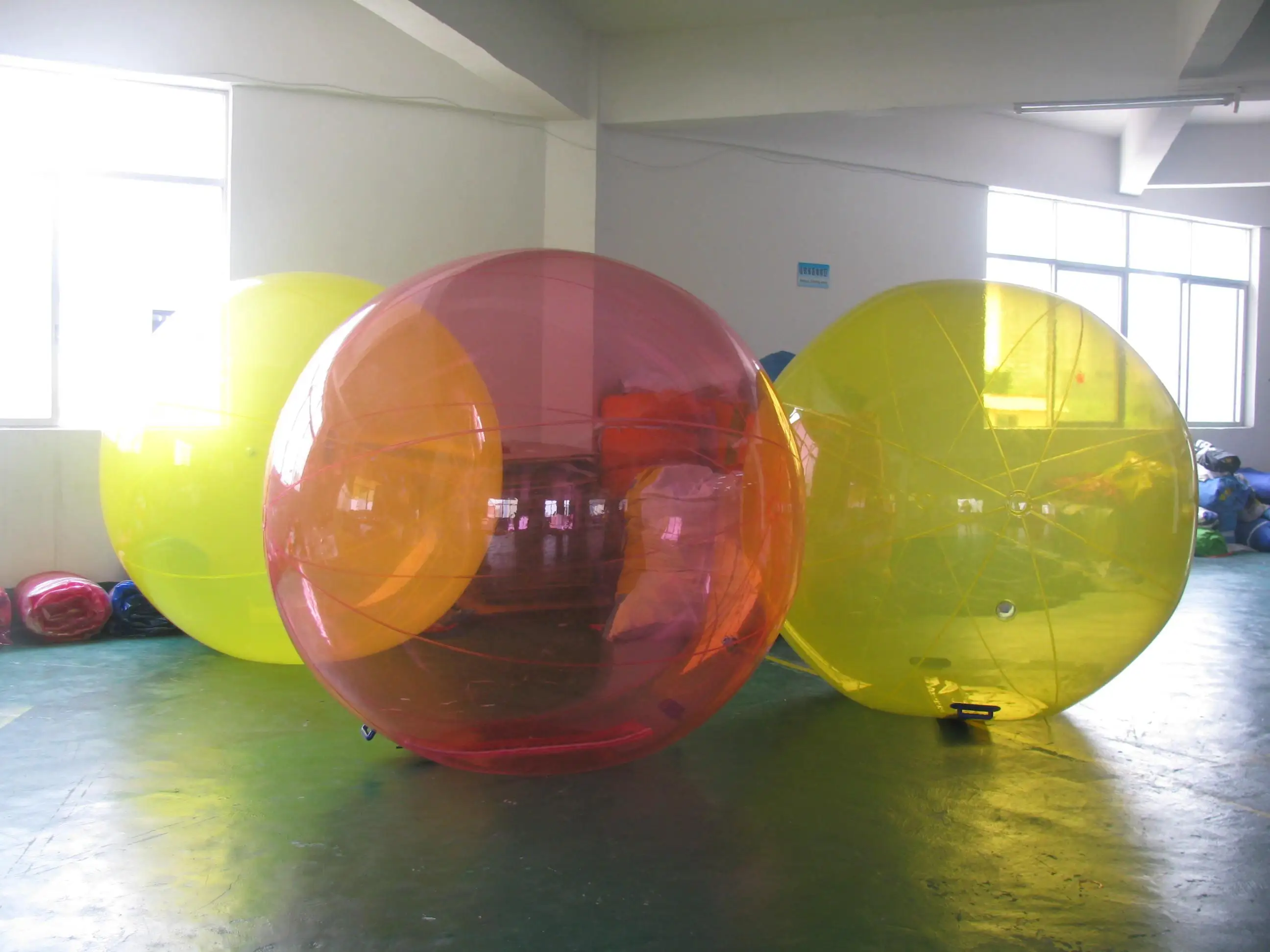 Free Shipping Inflatable Water Walking Ball Water Rolling Ball Water Balloon Zorb Ball Inflatable Human Hamster Plastic Ball
Free Shipping Inflatable Water Walking Ball Water Rolling Ball Water Balloon Zorb Ball Inflatable Human Hamster Plastic Ball
