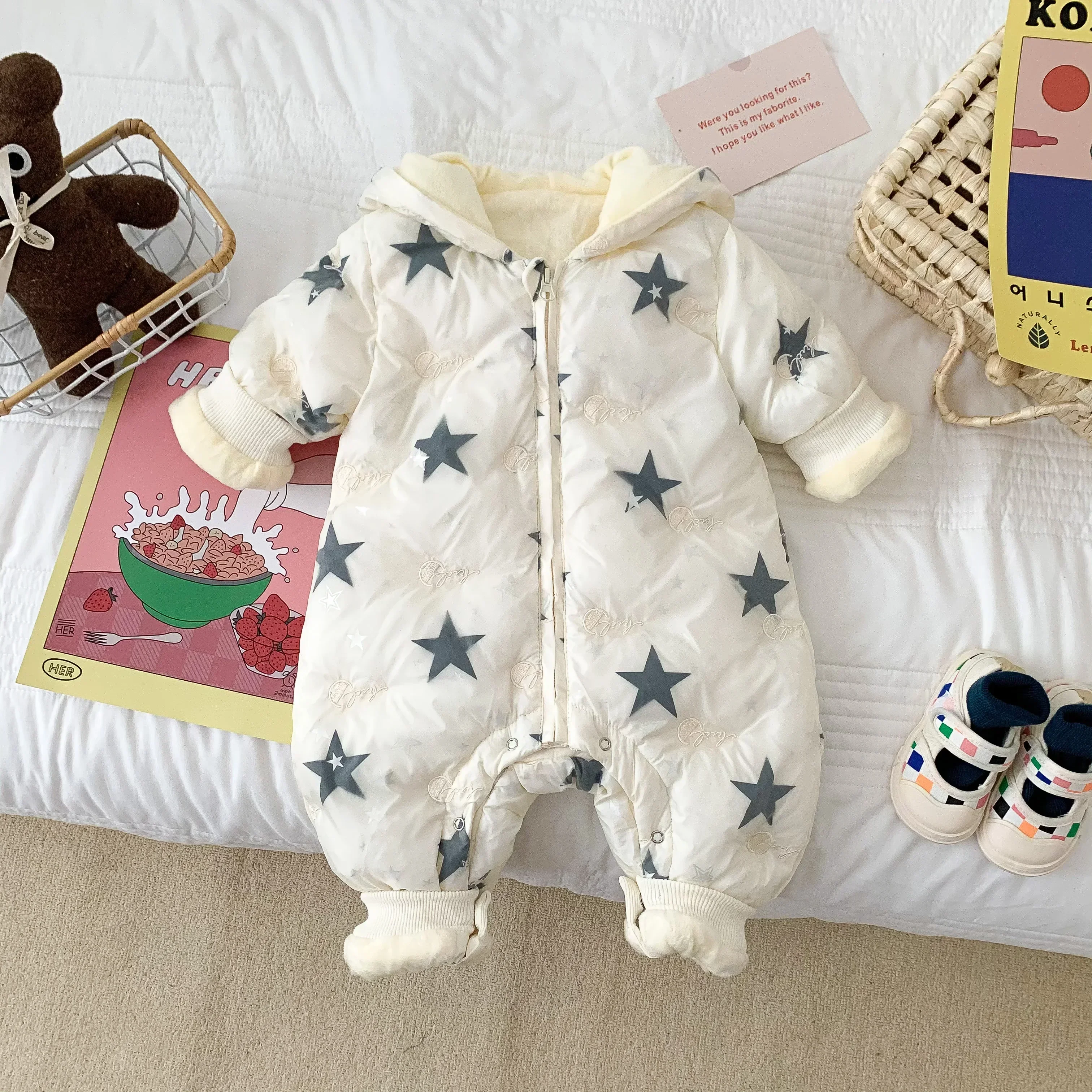 Winter Newborn Baby Boys 2023 Child Bodysuits KIDS Romper Cotton Korean Fashion Soft Thickened with Vertical Pattern Zippered
Winter Newborn Baby Boys 2023 Child Bodysuits KIDS Romper Cotton Korean Fashion Soft Thickened with Vertical Pattern Zippered