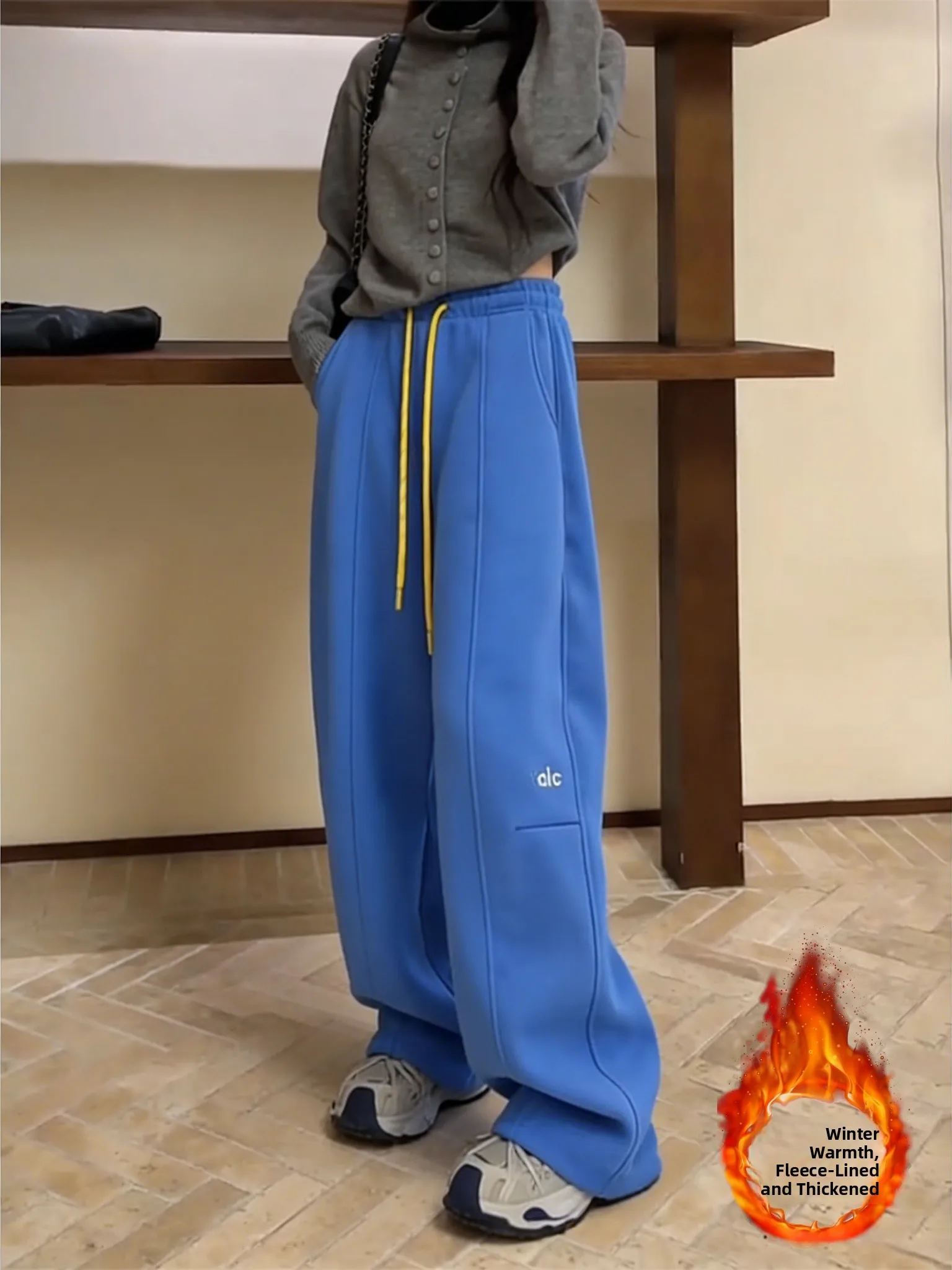Blue Fce Wide Leg Sweatpants Women's Small Size Loose Versatile Slimming Knife Pants Autumn Winter New Sle Casual High W...
Blue Fce Wide Leg Sweatpants Women's Small Size Loose Versatile Slimming Knife Pants Autumn Winter New Sle Casual High W...