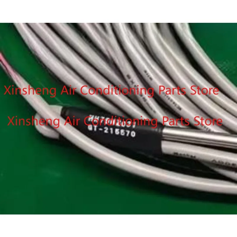 Suitable for Carrier air conditioner HH79NZ032/HH79NZ031 sensor 19XL/XR water temperature/refrigerant temperature sensor
Suitable for Carrier air conditioner HH79NZ032/HH79NZ031 sensor 19XL/XR water temperature/refrigerant temperature sensor