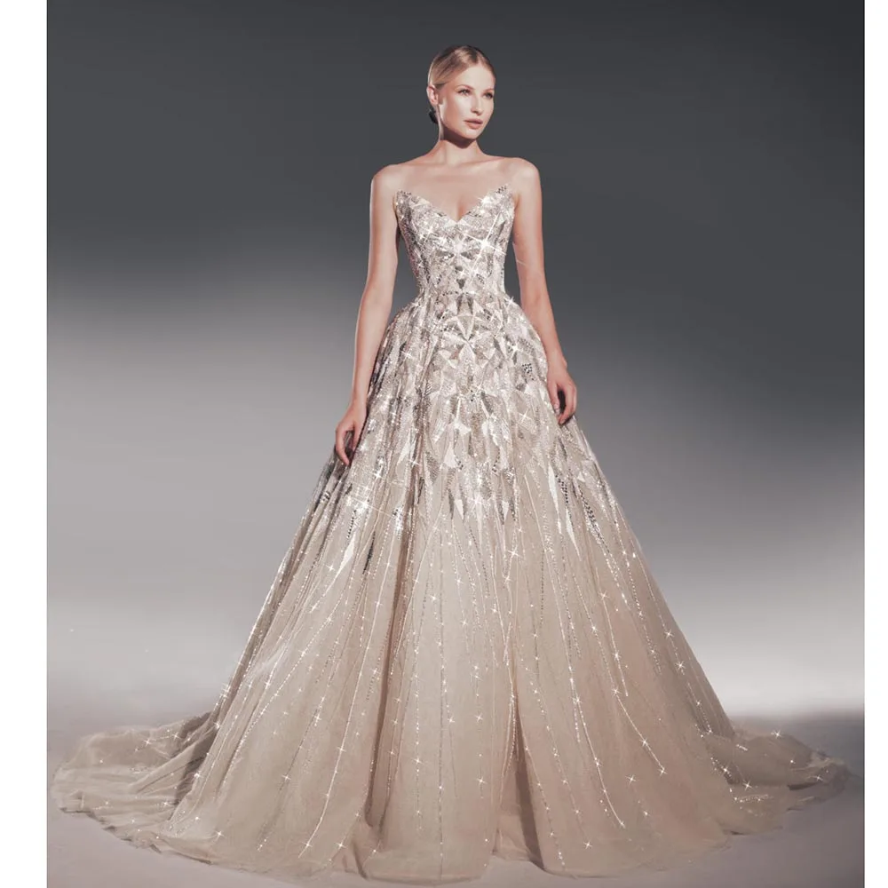 Exquisite V-Neck Sleeveless Evening Dress Fashion Beading Sequined Sweep Train A-Line Gowns Luxury Party Prom Dress Custom Made
Exquisite V-Neck Sleeveless Evening Dress Fashion Beading Sequined Sweep Train A-Line Gowns Luxury Party Prom Dress Custom Made