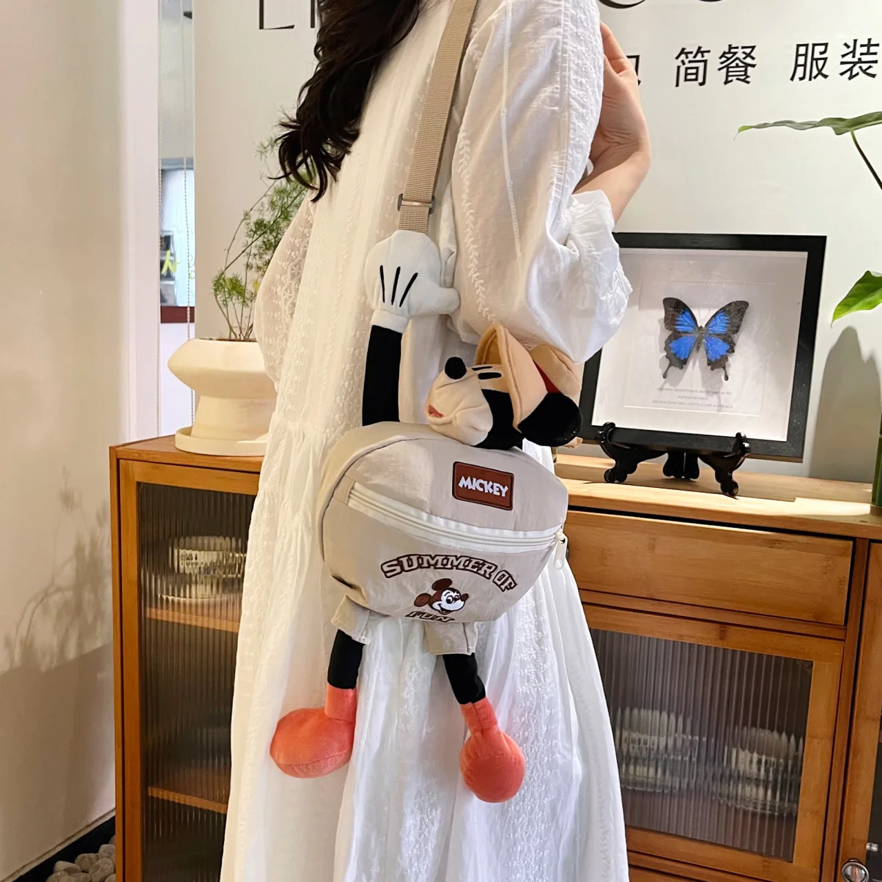 New Disney Mickey Doll Shoulder Bag Cartoon Fashion Personality Creative Outing Travel Crossbody Bag For Girl Christmas Gift
New Disney Mickey Doll Shoulder Bag Cartoon Fashion Personality Creative Outing Travel Crossbody Bag For Girl Christmas Gift