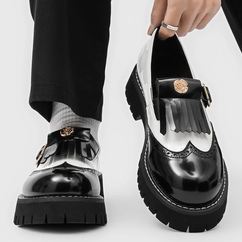 Men Color Blocked Fringe Mary Jane Thick Soled Loafers with Carved Buckle Design Anti Slip Suitable for Students inThe Workplace
Men Color Blocked Fringe Mary Jane Thick Soled Loafers with Carved Buckle Design Anti Slip Suitable for Students inThe Workplace