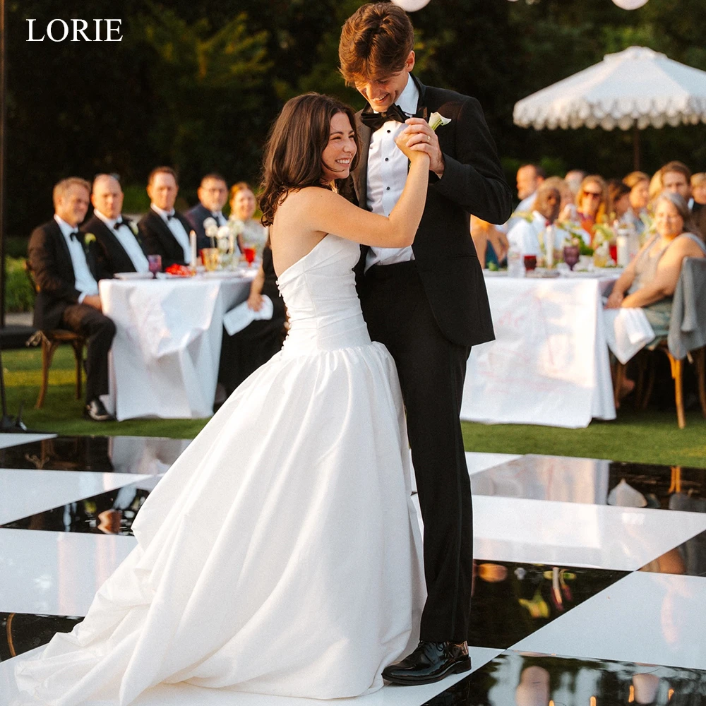 LORIE Simple Satin Wedding Dresses Pleated Strapless Sleevless Bride Prom Gown Civil A-Line Bridal vestidos de novia Customized
LORIE Simple Satin Wedding Dresses Pleated Strapless Sleevless Bride Prom Gown Civil A-Line Bridal vestidos de novia Customized