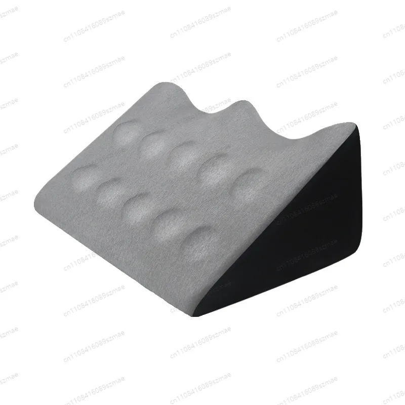 Multifunctional Bed Support Pad for Elderly, Leg Elevation Pillow, Waist Support & Triangular Backrest Cushion for Daily HomeUse
Multifunctional Bed Support Pad for Elderly, Leg Elevation Pillow, Waist Support & Triangular Backrest Cushion for Daily HomeUse