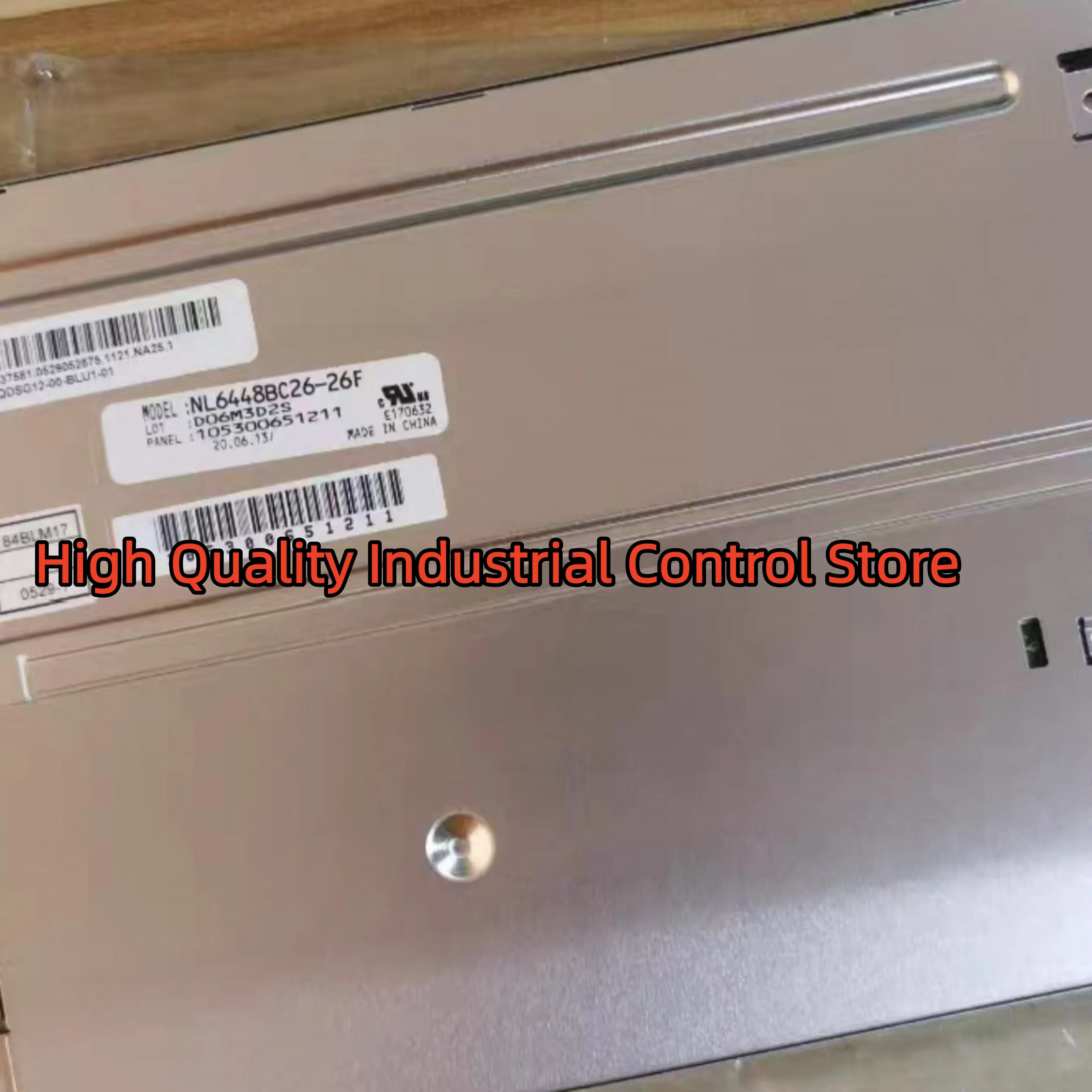 NL6448BC26-26F Жидкокристаллический дисплей (ЖК) новый экран NL6448BC26-27 в коробке
NL6448BC26-26F Жидкокристаллический дисплей (ЖК) новый экран NL6448BC26-27 в коробке