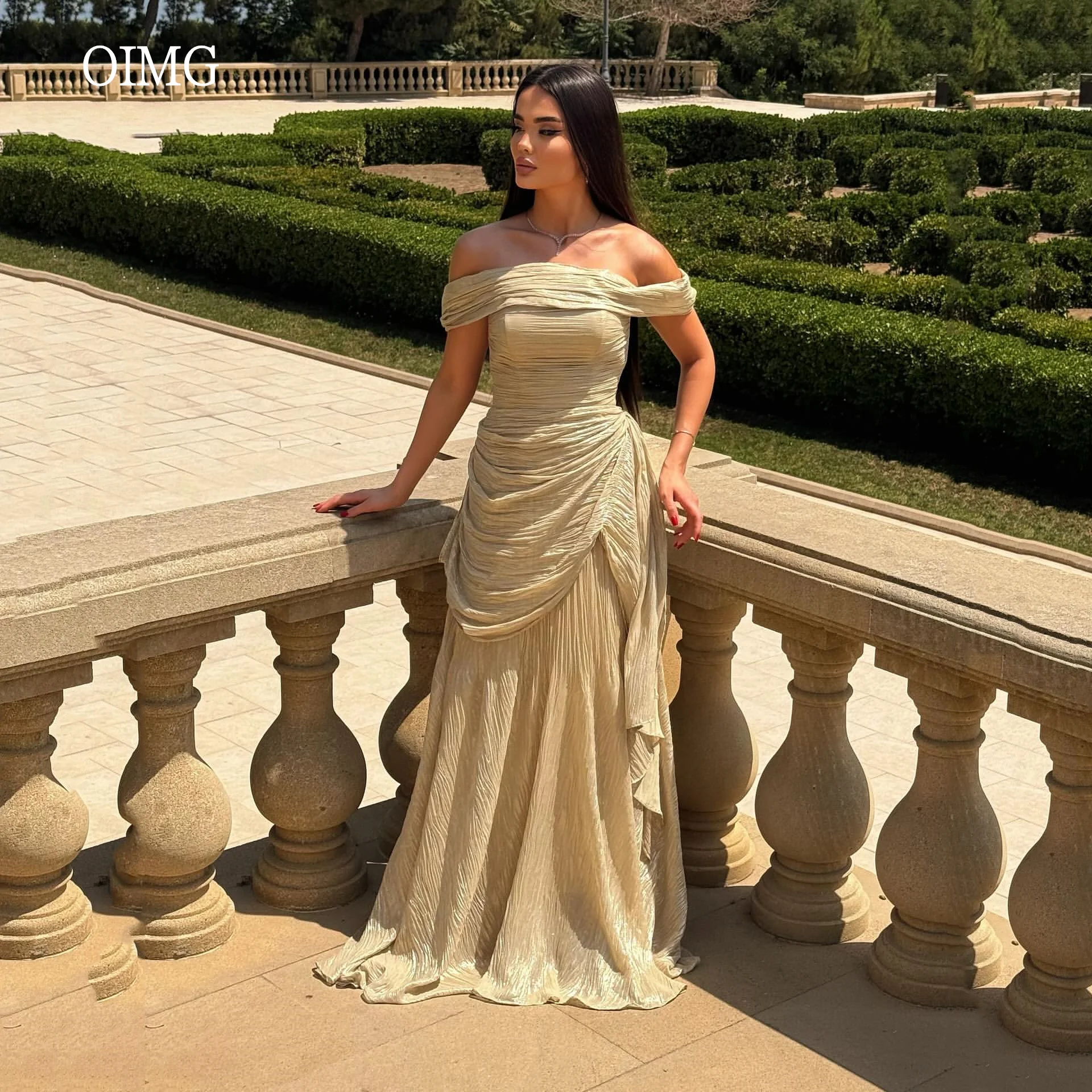 OIMG Modern Off The Shoulder A Line Prom Gowns Shiny Backless Pleated Party Gown Floor Length Evening Dress Customized 
OIMG Modern Off The Shoulder A Line Prom Gowns Shiny Backless Pleated Party Gown Floor Length Evening Dress Customized