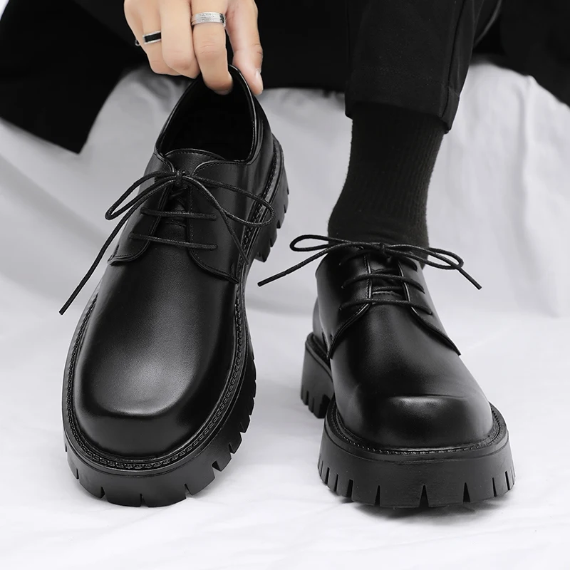 Мужские осенние туфли дерби в стиле ретро с большим носком — лоферы на платформе в британском стиле, деловая официальная повседневная кожаная обувь
Мужские осенние туфли дерби в стиле ретро с большим носком — лоферы на платформе в британском стиле, деловая официальная повседневная кожаная обувь